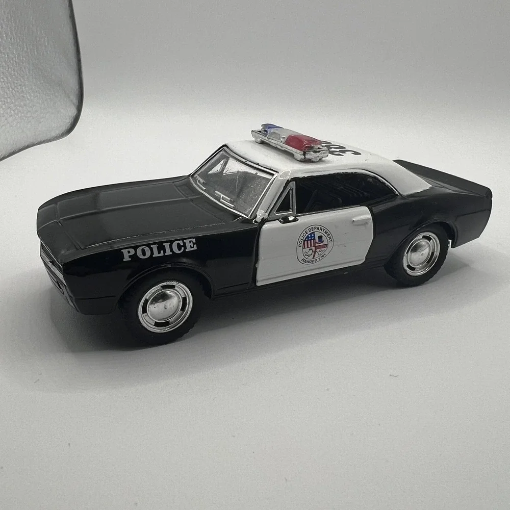 Kinsmart 1967 Chevrolet Camaro Z/28 5 inch Police Car Diecast Model 1:37 Chevy‎